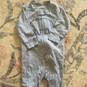 Carter's Light Gray Bear Print Footie